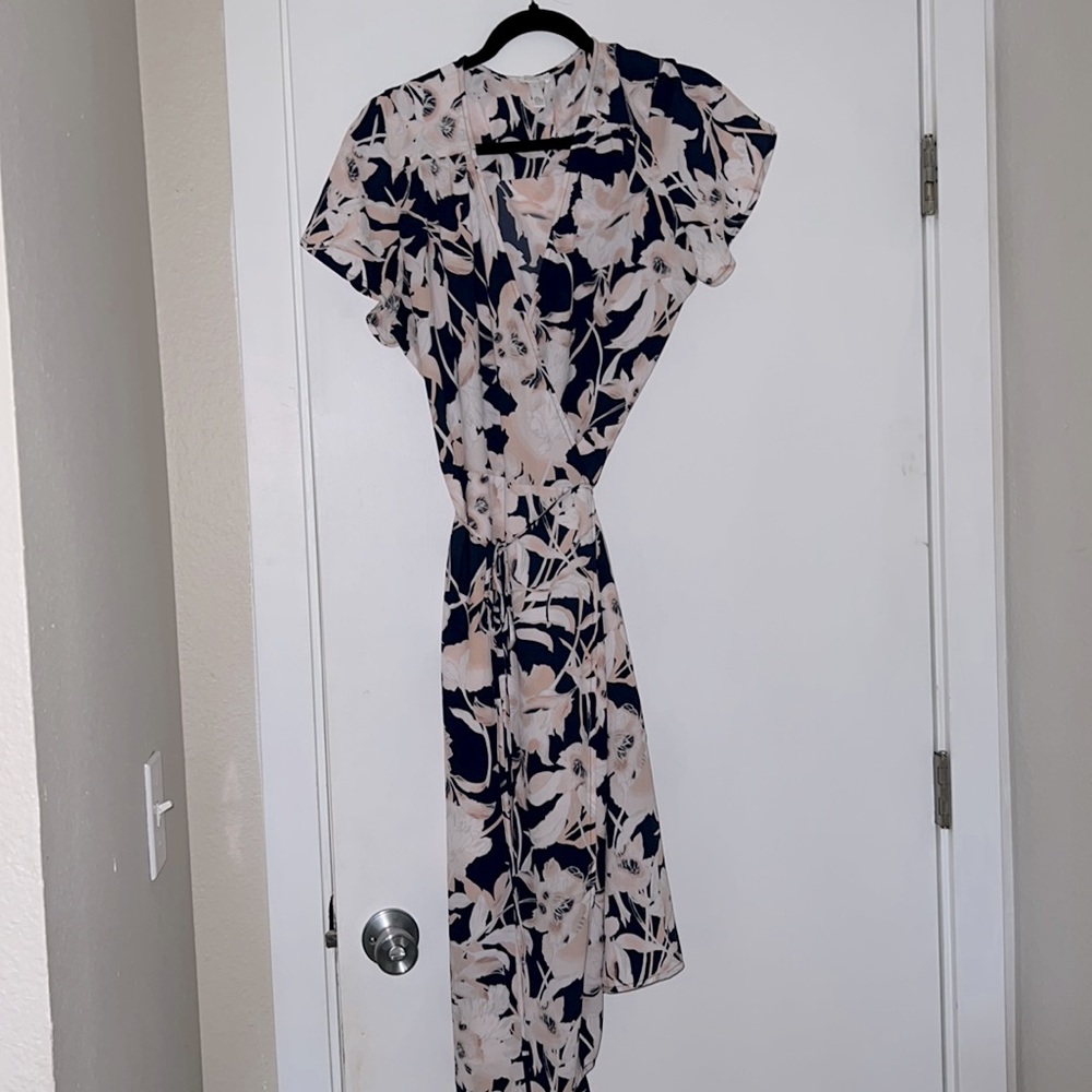 Leith Floral Print Wrap Dress size L